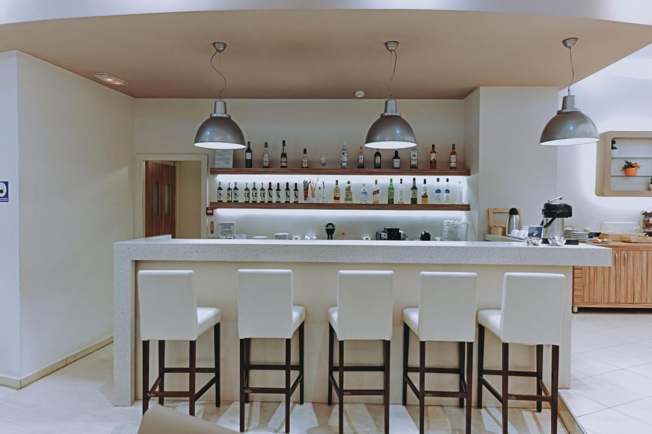 Hotel Athinaiko 2*